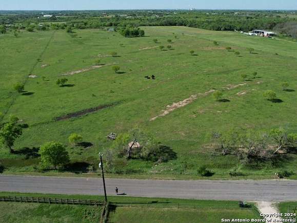 12 Acres of Land for Sale in St. Hedwig, Texas