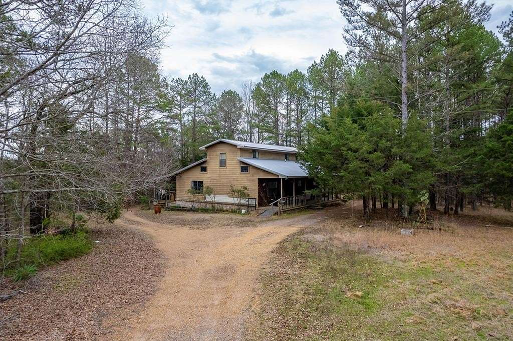 40 Acres of Recreational Land with Home for Sale in Coffeeville, Mississippi