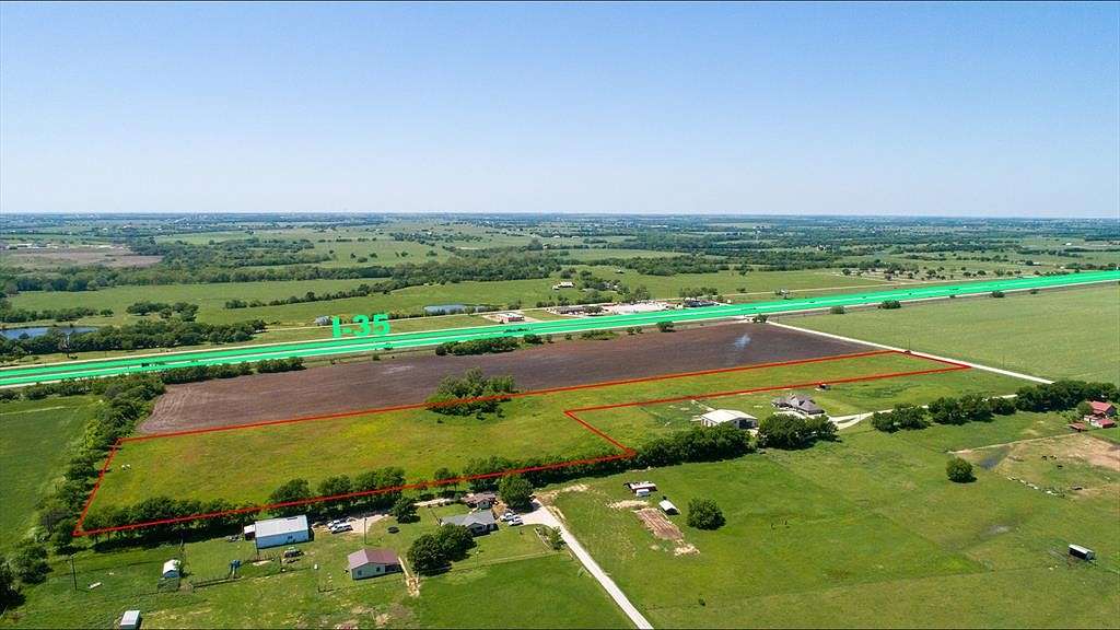 10.5 Acres of Agricultural Land for Sale in Valley View, Texas