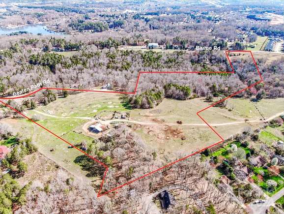 23 Acres of Agricultural Land for Sale in Mooresville, North Carolina