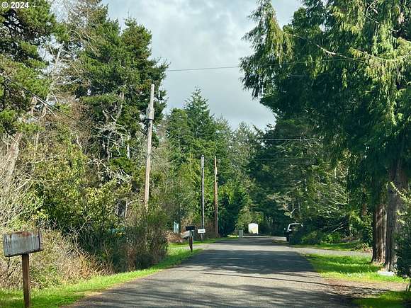 0.42 Acres of Residential Land for Sale in Florence, Oregon