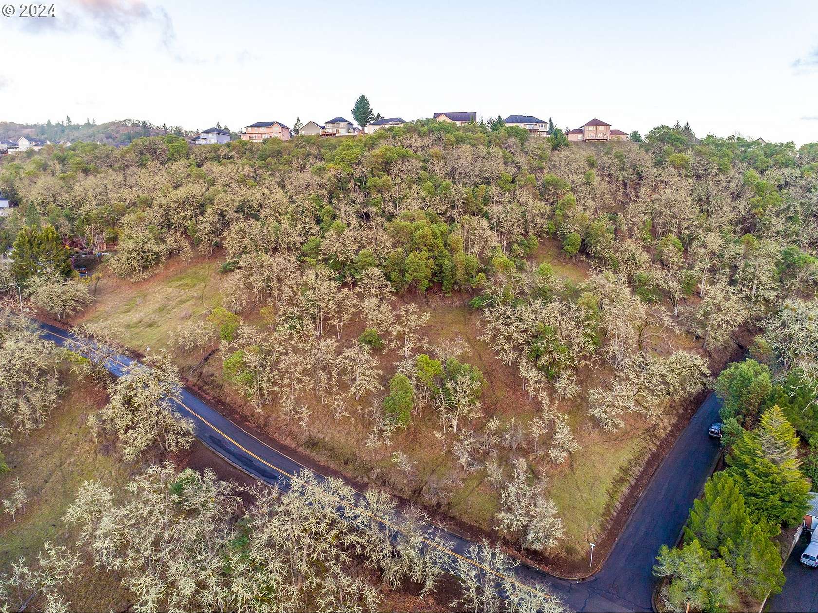 3.5 Acres of Residential Land for Sale in Roseburg, Oregon