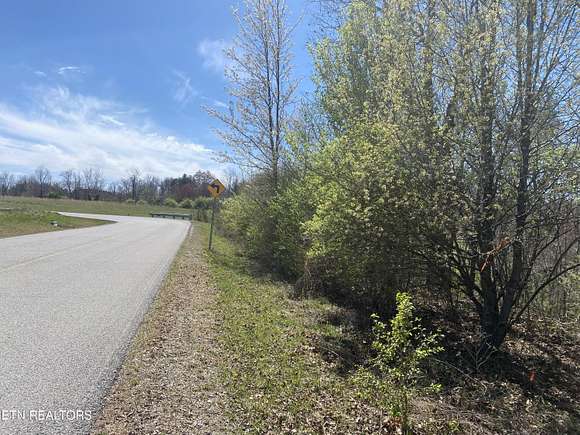 1 Acre of Land for Sale in Crossville, Tennessee