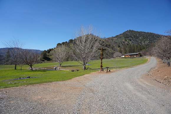 23 Acres of Land with Home for Sale in Klamath River, California