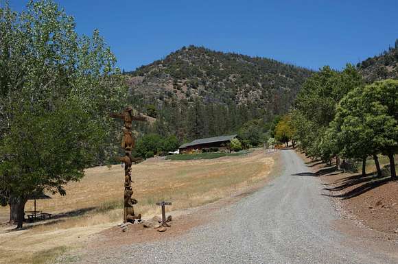 23 Acres of Land with Home for Sale in Klamath River, California