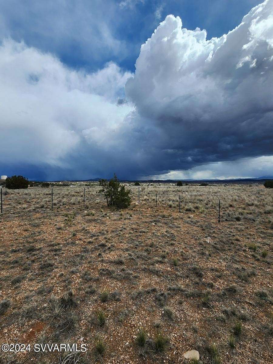 0.16 Acres of Residential Land for Sale in Paulden, Arizona