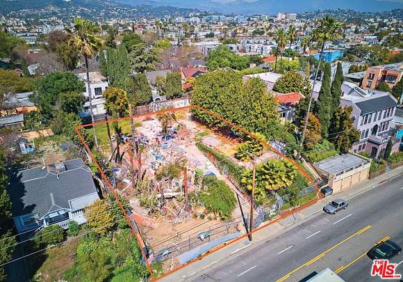 0.3 Acres of Commercial Land for Sale in Los Angeles, California