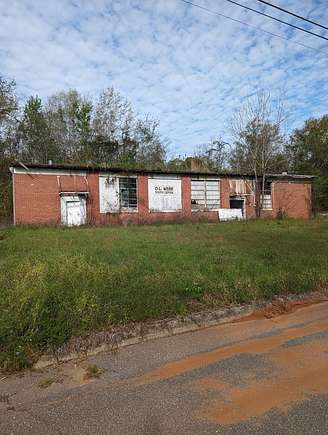 0.8 Acres of Residential Land for Sale in Hartford, Alabama