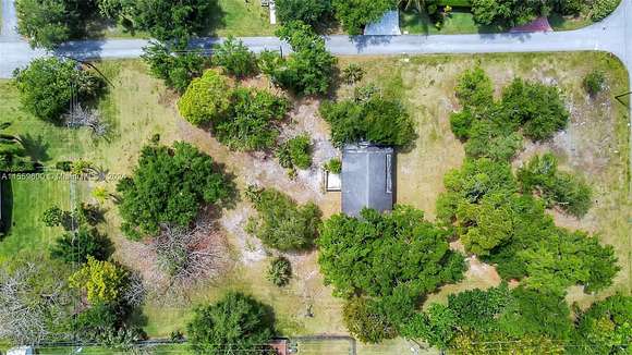 1.3 Acres of Residential Land for Sale in Palmetto Bay, Florida