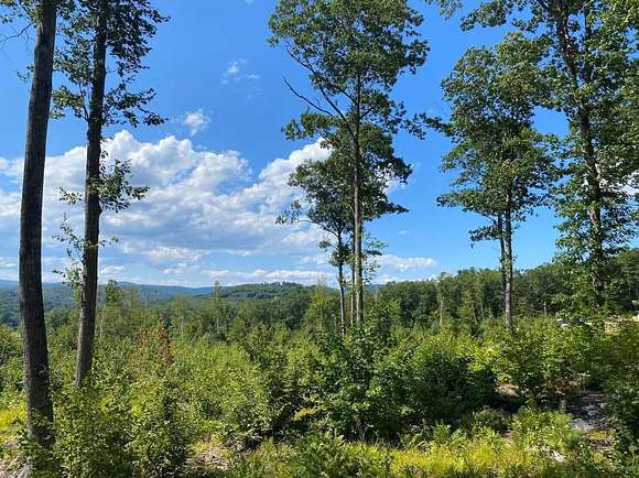 0.94 Acres of Residential Land for Sale in Harrison, Maine