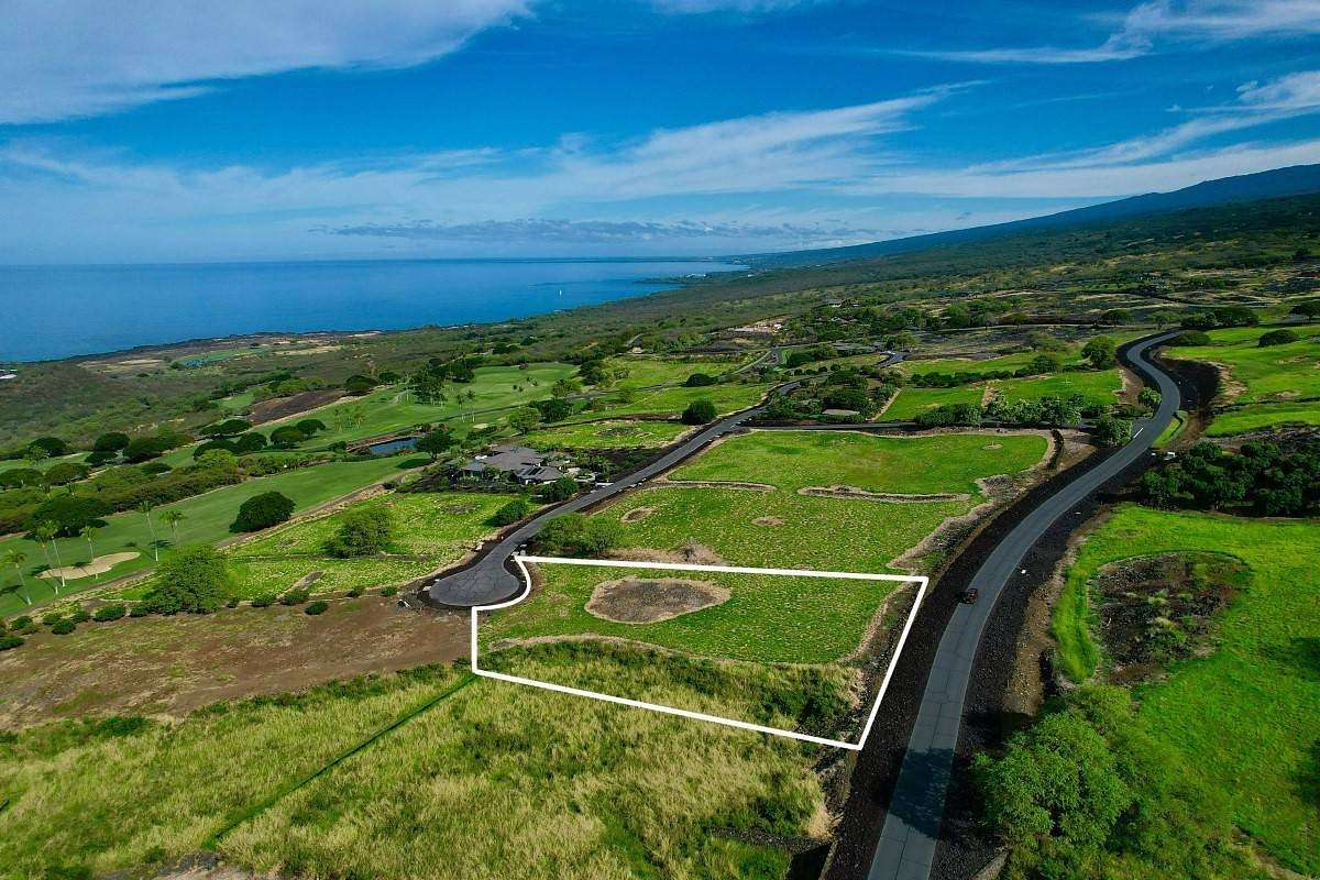 1.752 Acres of Residential Land for Sale in Kealakekua, Hawaii