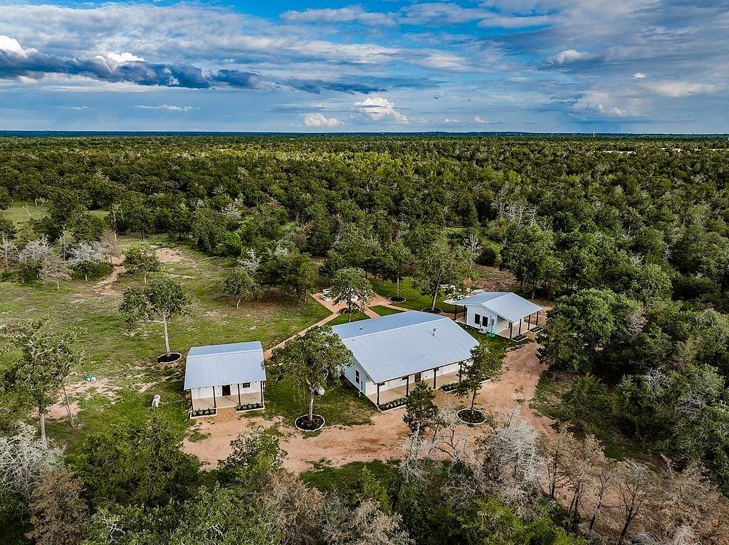 7.8 Acres of Land with Home for Sale in Fayetteville, Texas