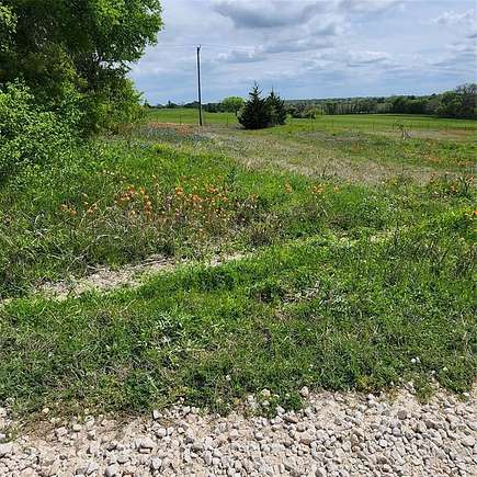 6.4 Acres of Land for Sale in Ennis, Texas