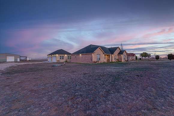 3.3 Acres of Residential Land with Home for Sale in Amarillo, Texas