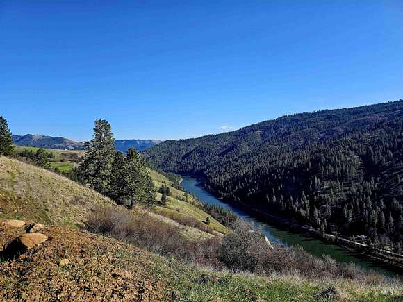8.2 Acres of Land for Sale in Lenore, Idaho