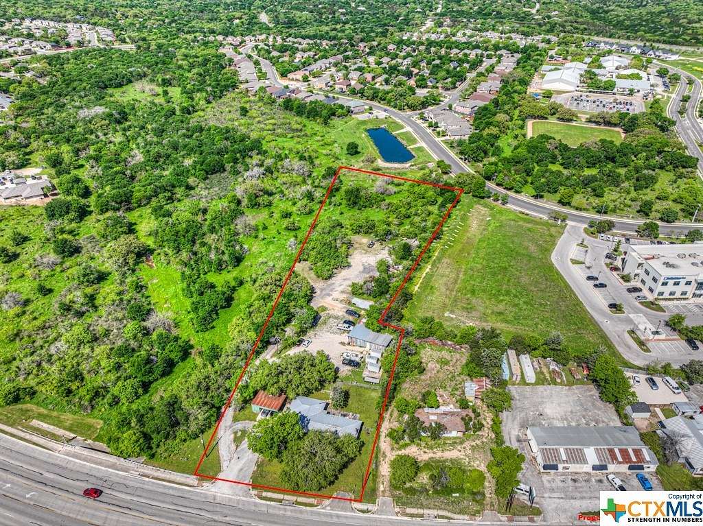 2.95 Acres of Improved Commercial Land for Sale in San Marcos, Texas