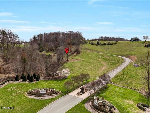 5.58 Acres of Residential Land for Sale in New Tazewell, Tennessee