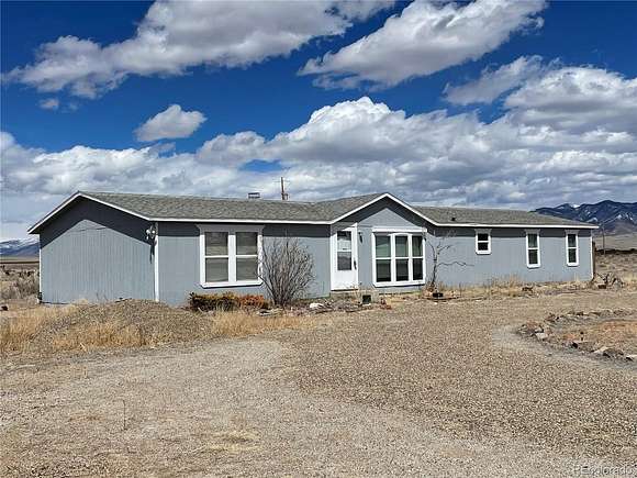 2.2 Acres of Residential Land with Home for Sale in Moffat, Colorado