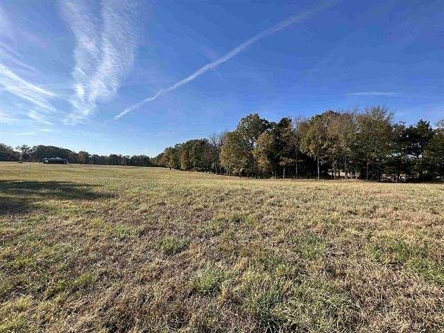 6 Acres of Residential Land for Sale in Humboldt, Tennessee