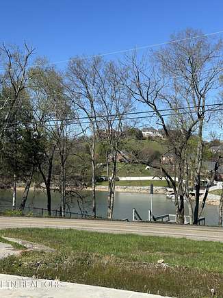 2.8 Acres of Residential Land for Sale in Knoxville, Tennessee