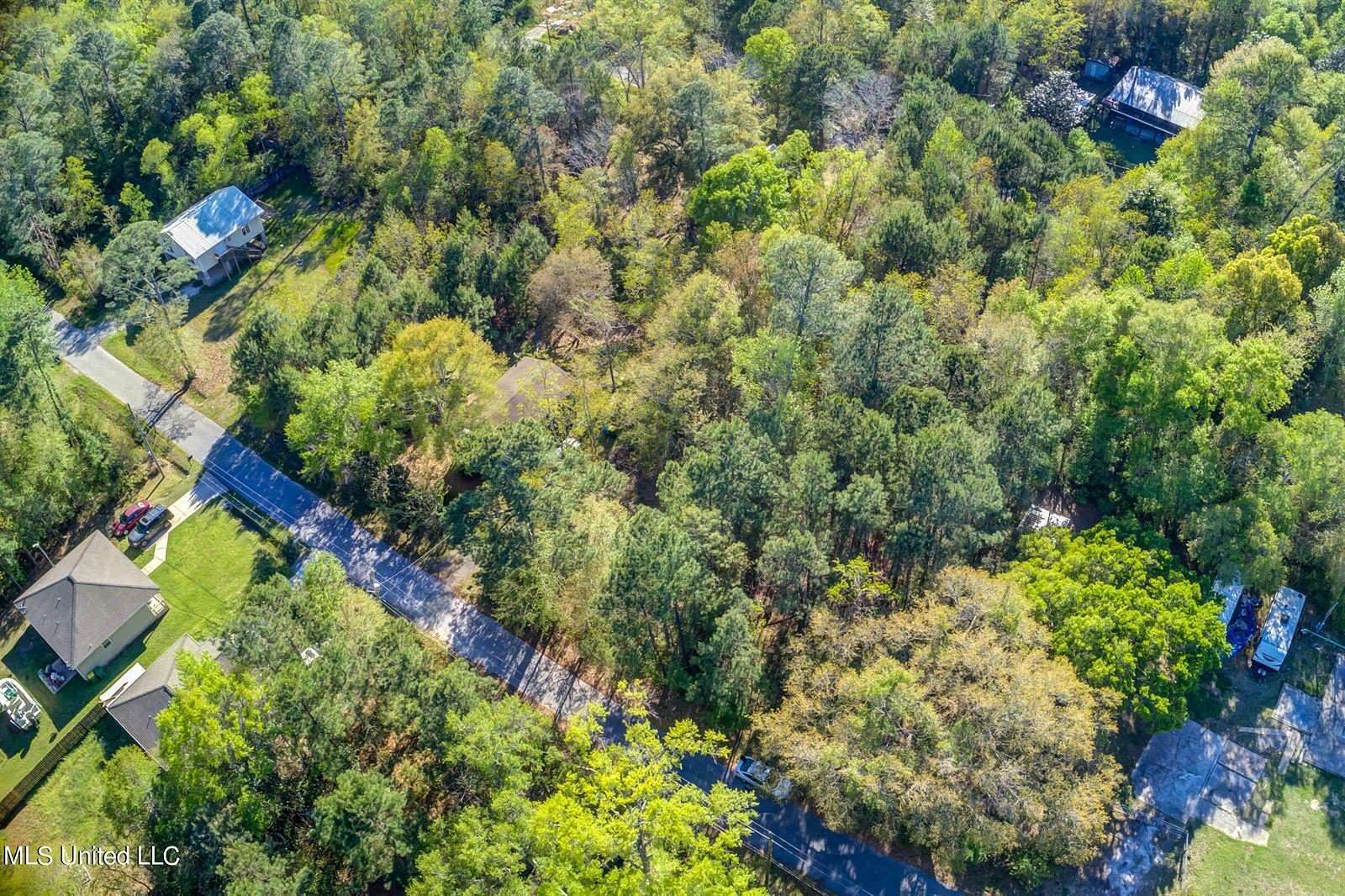 0.16 Acres of Land for Sale in Ocean Springs, Mississippi