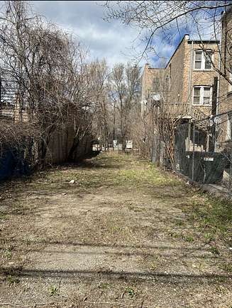 0.07 Acres of Land for Sale in Chicago, Illinois
