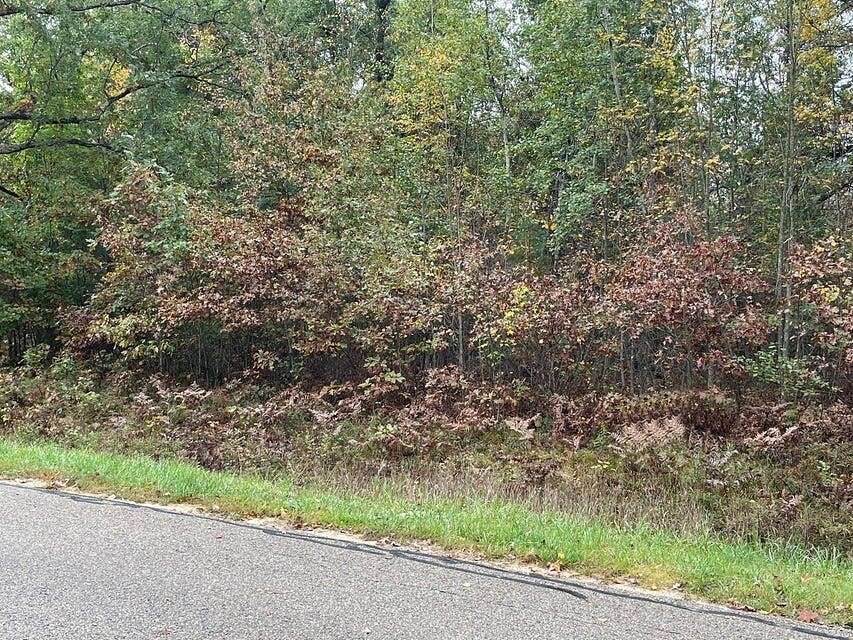 0.63 Acres of Land for Sale in Houghton Lake, Michigan