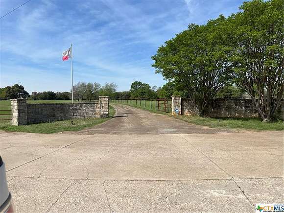 14.7 Acres of Land with Home for Sale in Temple, Texas