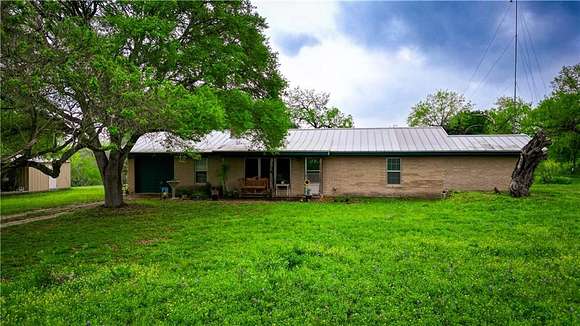 4 Acres of Residential Land with Home for Sale in Three Rivers, Texas