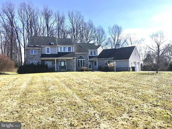4.8 Acres of Residential Land with Home for Auction in Quarryville, Pennsylvania