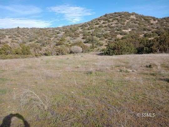 20 Acres of Land for Sale in Caliente, California