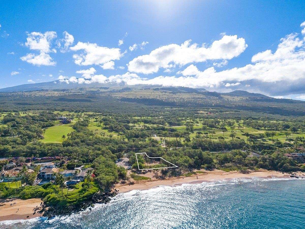 0.88 Acres of Residential Land for Sale in Kihei, Hawaii