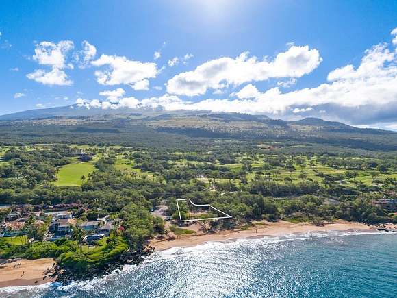 0.88 Acres of Residential Land for Sale in Kihei, Hawaii