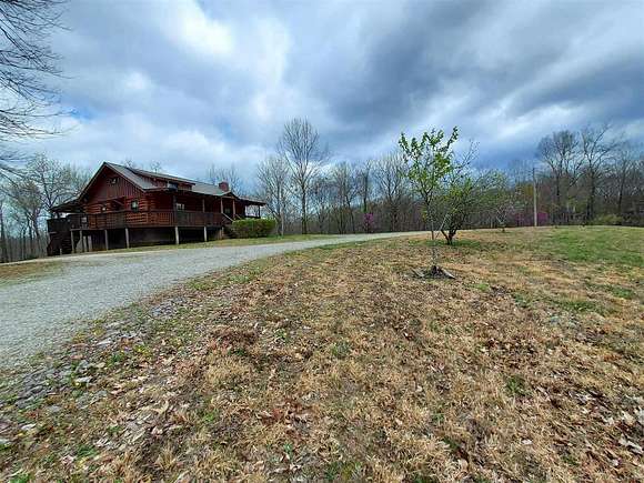112 Acres of Land with Home for Sale in Edmonton, Kentucky