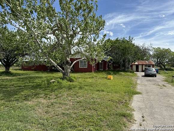 4.4 Acres of Residential Land with Home for Sale in Pleasanton, Texas