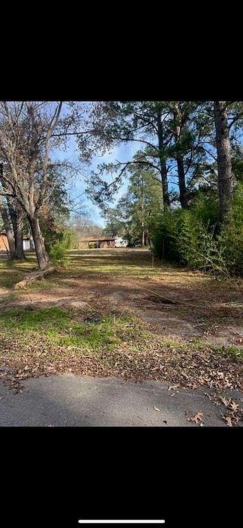 0.96 Acres of Residential Land for Sale in Lufkin, Texas