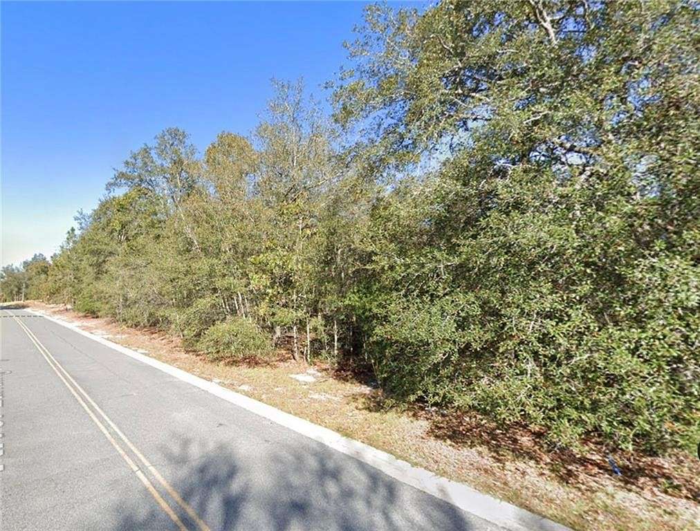 0.74 Acres of Residential Land for Sale in Blackshear, Georgia