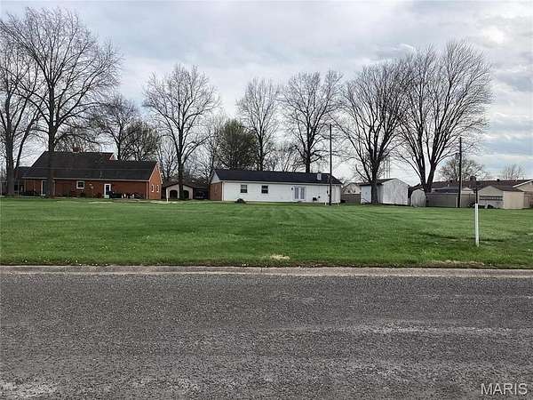 0.31 Acres of Residential Land for Sale in Freeburg, Illinois