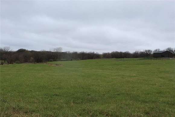 7.28 Acres of Residential Land for Sale in Kearney, Missouri