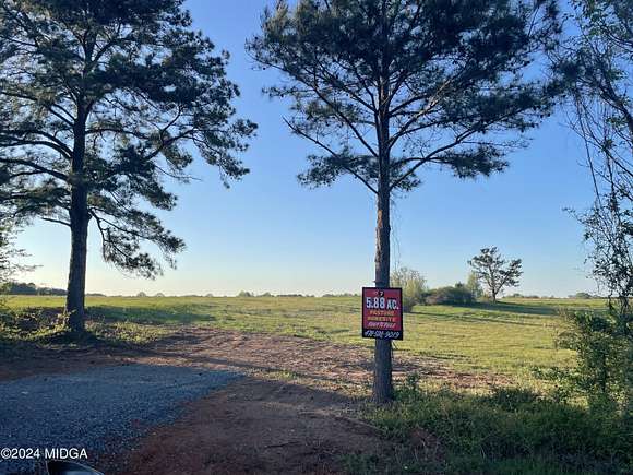 5.8 Acres of Residential Land for Sale in Cochran, Georgia