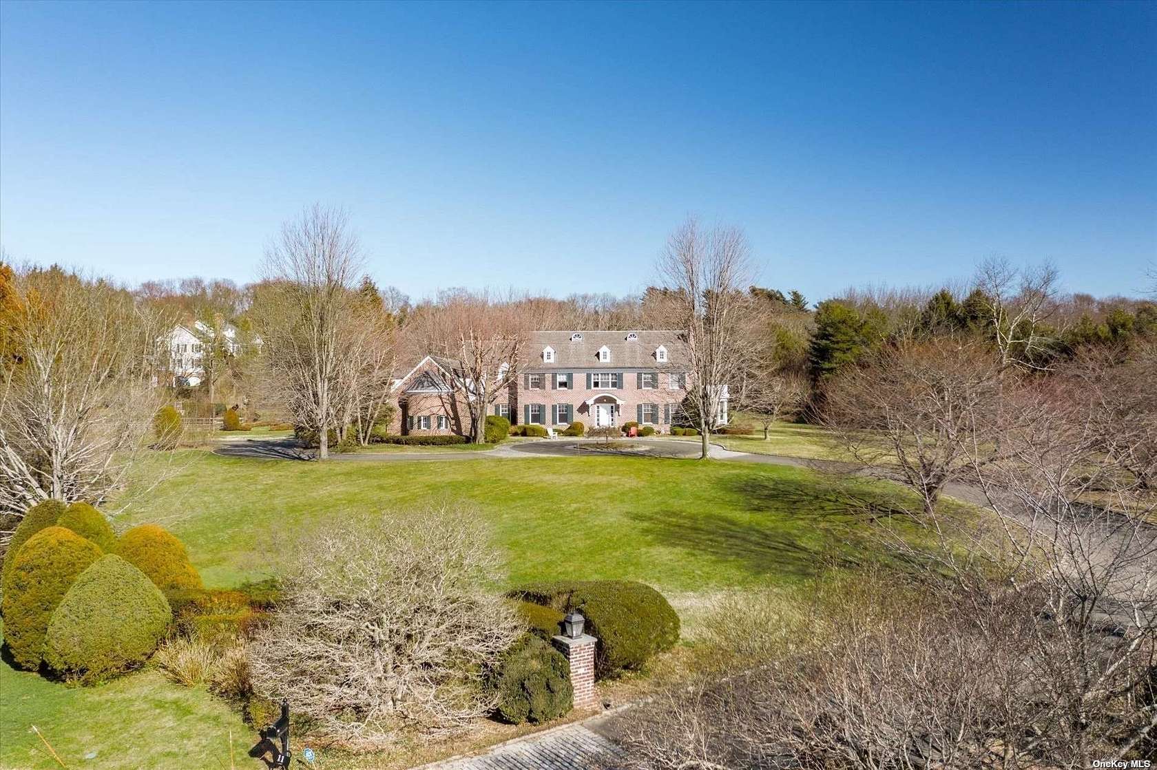 4.2 Acres of Residential Land with Home for Sale in Old Westbury, New York