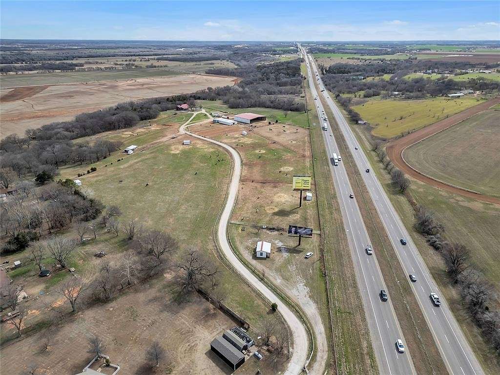 23.38 Acres of Improved Land for Sale in Washington, Oklahoma