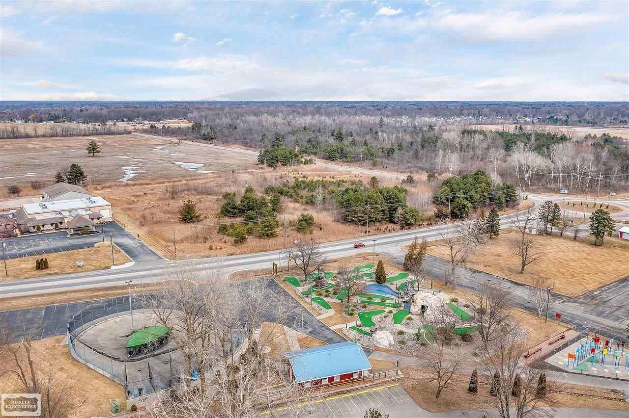 3.52 Acres of Mixed-Use Land for Sale in Smiths Creek, Michigan