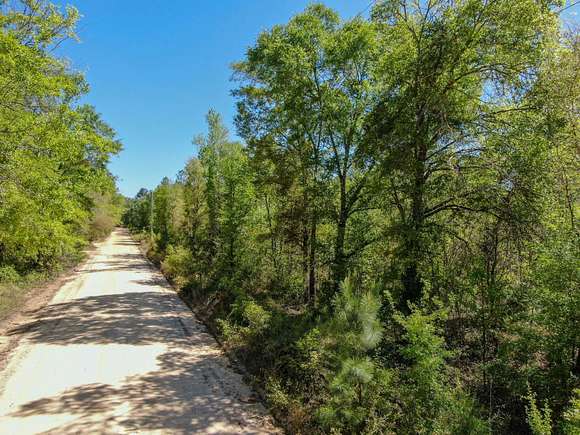 4.8 Acres of Residential Land for Sale in Caryville, Florida