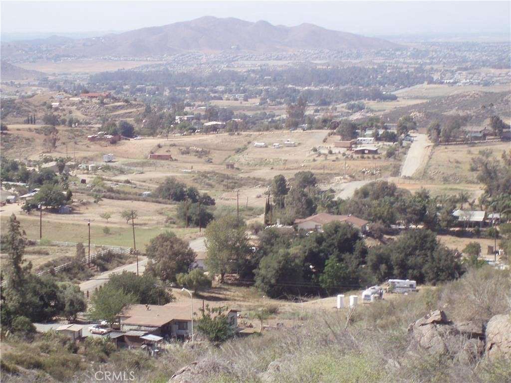19.8 Acres of Land for Sale in Menifee, California