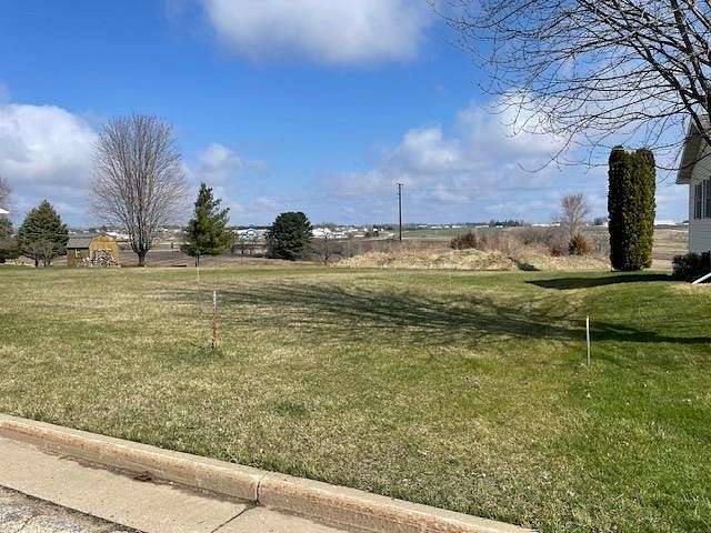 0.45 Acres of Residential Land for Sale in Dodgeville, Wisconsin