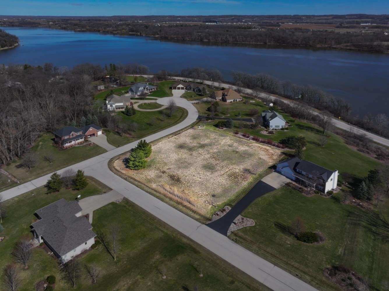 1 Acre of Residential Land for Sale in De Pere, Wisconsin