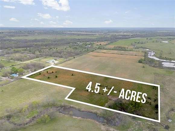 4.5 Acres of Residential Land for Sale in Summit, Oklahoma