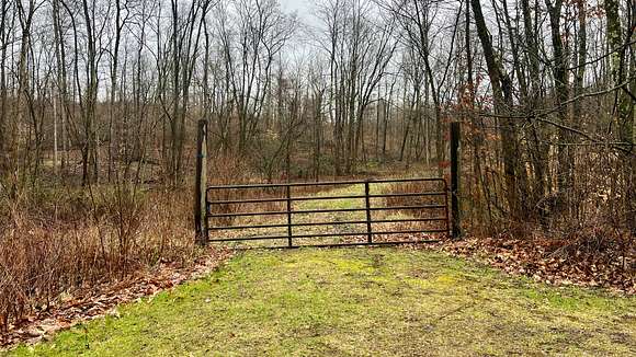 4.5 Acres of Land for Sale in East Canton, Ohio