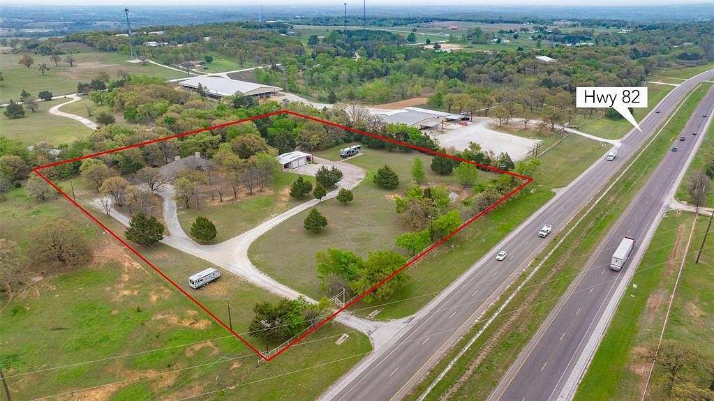 6 Acres of Residential Land with Home for Sale in Gainesville, Texas